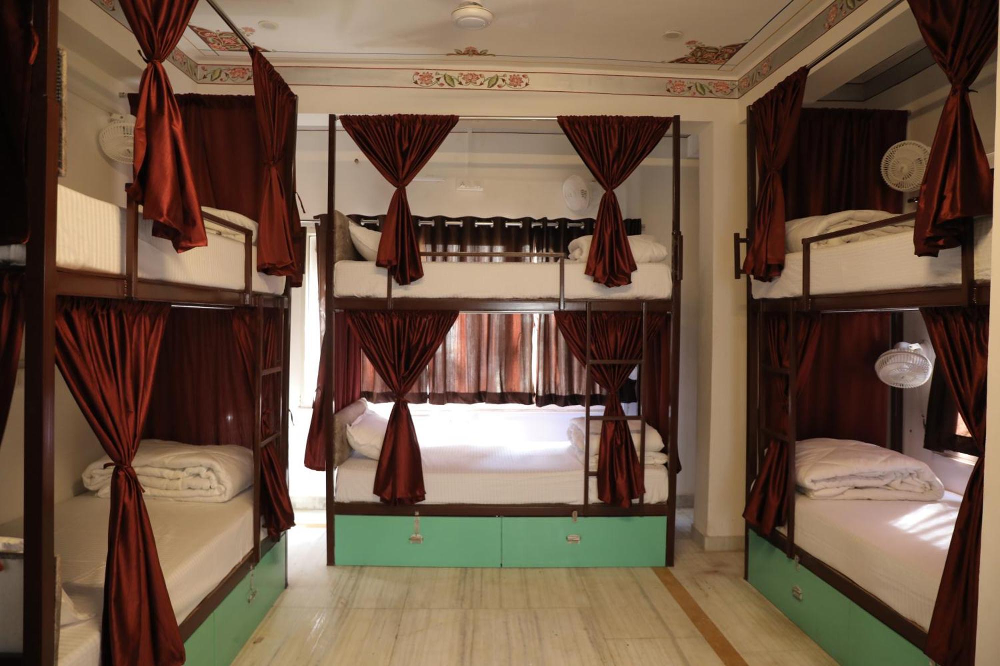 Hostel Funky Bunky Udaipur Exterior photo
