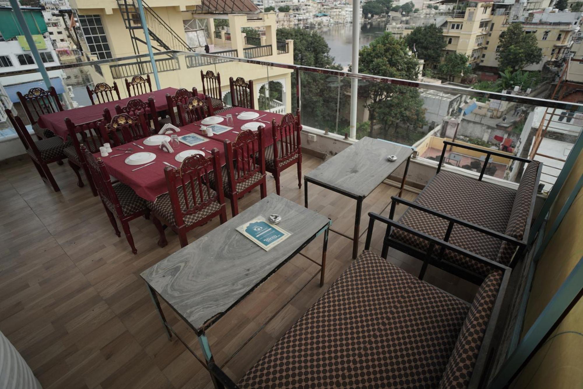 Hostel Funky Bunky Udaipur Exterior photo